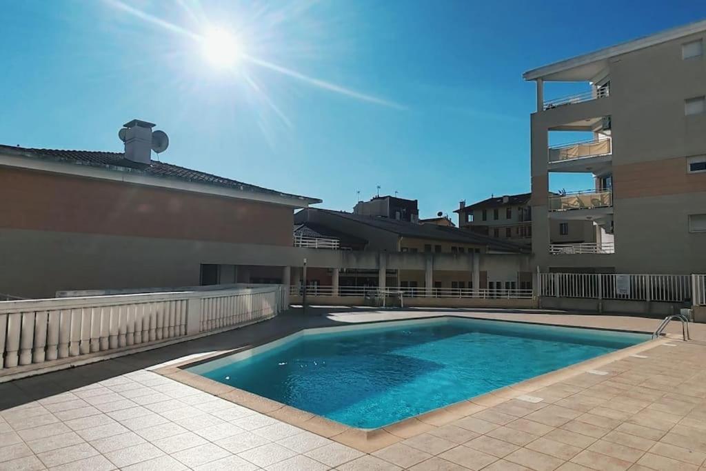 Charmant 2P, Piscine, Clim, A 5 Min De La Plage Vallauris Extérieur photo